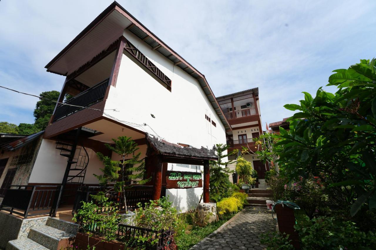 Ida Guest House & Restaurant Bukit Lawang Exterior photo